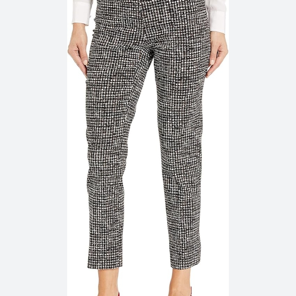 Black and White Cropped Pants with Textured Pattern Great For Fall